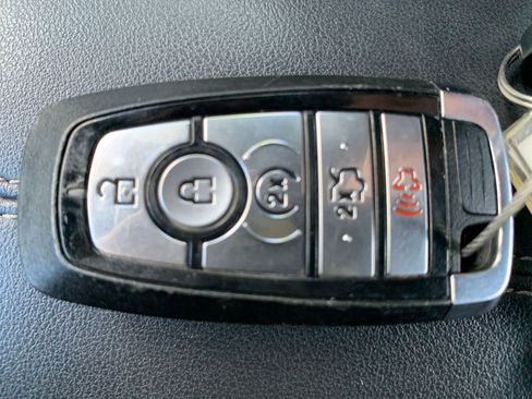 Used 2024 Ford Mustang Premium image 22