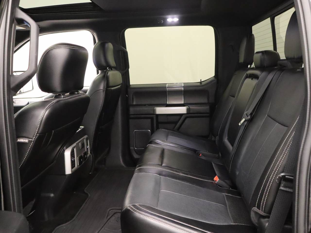 Used 2018 Ford F150 Lariat w/ Equipment Group 501A Mid AWD/4WD image 18