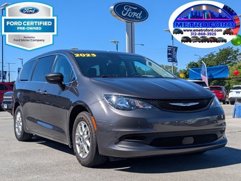 Used 2023 Chrysler Voyager LX FWD image 1