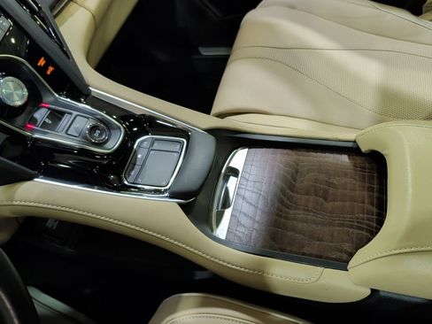 Used 2021 Acura RDX AWD w/ Advance Package image 24