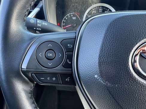 Used 2020 Toyota Corolla SE image 26