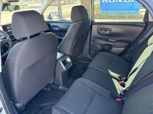 Used 2025 Honda HR-V LX image 23