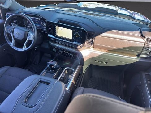 Used 2022 Chevrolet Silverado 1500 LT Trail Boss image 22