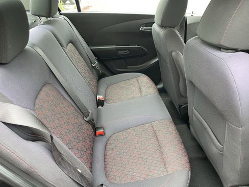 Used 2020 Chevrolet Sonic LT w/ Convenience Package FWD image 14