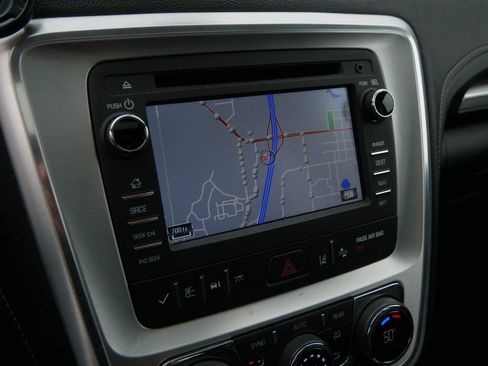 Used 2015 GMC Acadia SLT AWD/4WD image 29