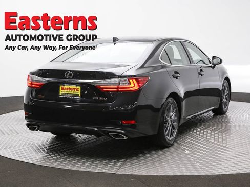 Used 2018 Lexus ES 350 w/ Luxury Package w/Wood Trim image 5