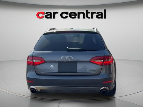 Used 2016 Audi A4 Premium w/ Audi MMI Navigation Plus AWD/4WD image 4