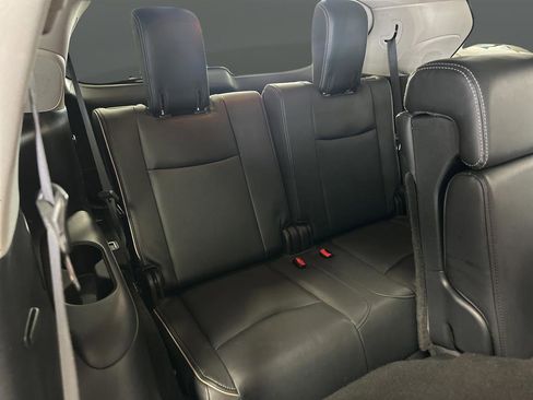 Used 2020 INFINITI QX60 Luxe w/ Essential Package image 40