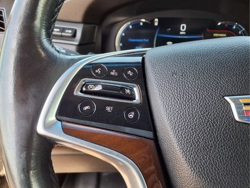 Used 2019 Cadillac Escalade Premium Luxury AWD/4WD image 18