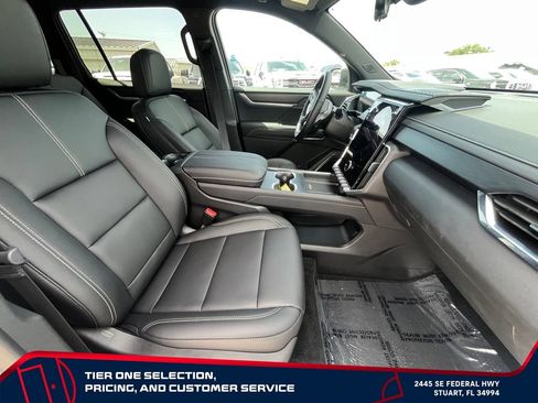 New 2026 GMC Acadia Elevation w/ Black Edition FWD image 21