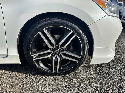 Used 2017 Honda Accord Sport Special Edition image 15