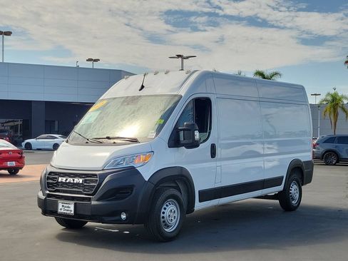 Used 2025 RAM ProMaster 2500 w/ Convenience Group FWD image 30