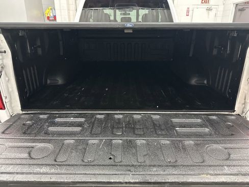 Used 2017 Ford F150 XLT w/ Equipment Group 302A Luxury image 12