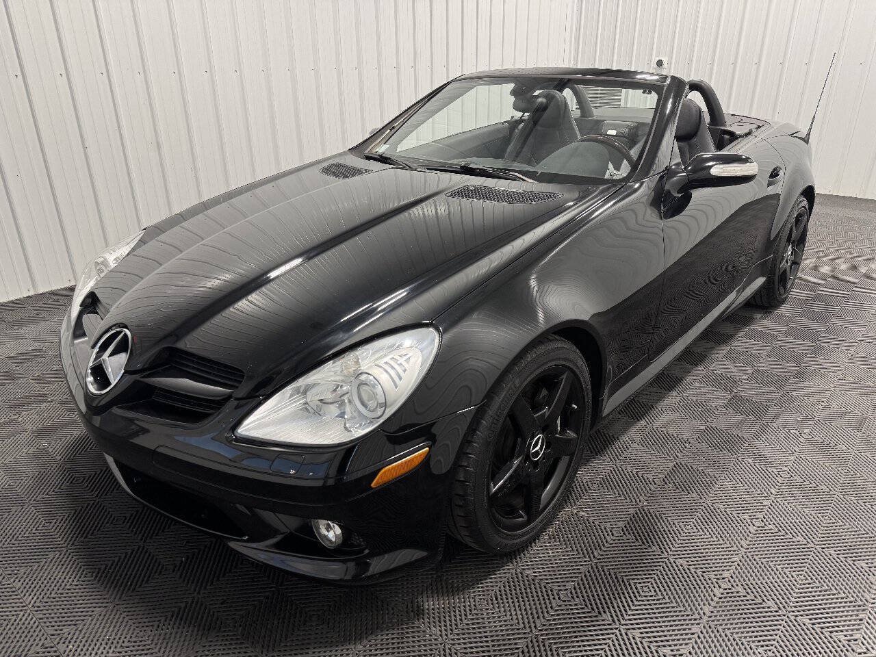 Used 2005 Mercedes-Benz SLK 350 image 24
