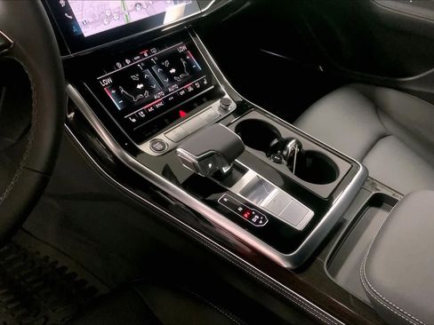 New 2026 Audi Q8 Premium Plus image 17