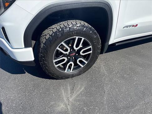 Used 2023 GMC Sierra 1500 AT4 w/ AT4 Premium Package image 14