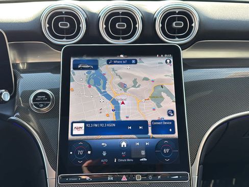 Certified 2025 Mercedes-Benz GLC 300 4MATIC image 40