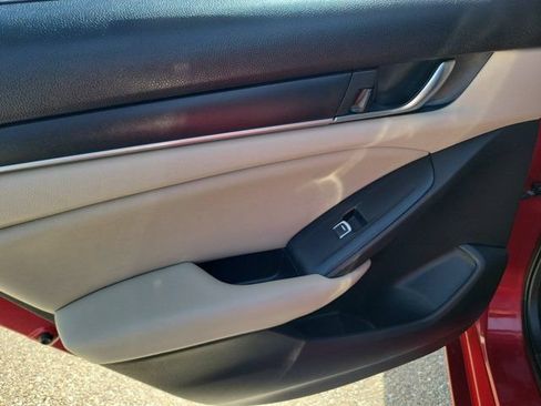 Used 2020 Honda Accord LX image 12
