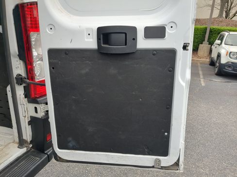 Used 2025 RAM ProMaster 2500 w/ Convenience Group FWD image 27