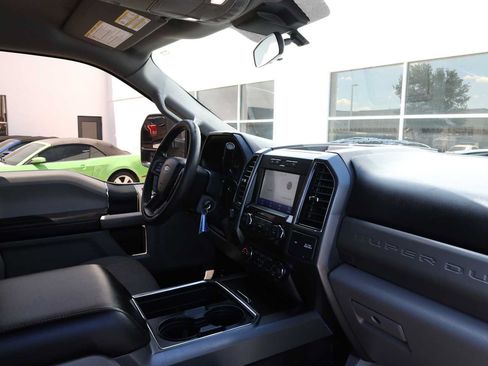 Used 2021 Ford F250 XLT w/ FX4 Off-Road Package AWD/4WD image 12