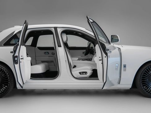 Used 2021 Rolls-Royce Ghost AWD/4WD image 28