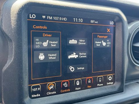 Used 2021 Jeep Gladiator Sport AWD/4WD image 15