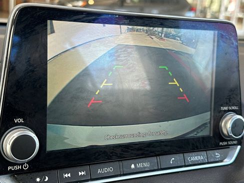 Used 2023 Nissan Sentra SV image 26