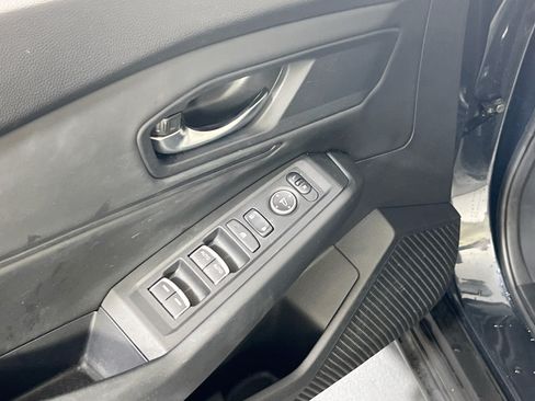 Used 2023 Honda Accord EX image 17