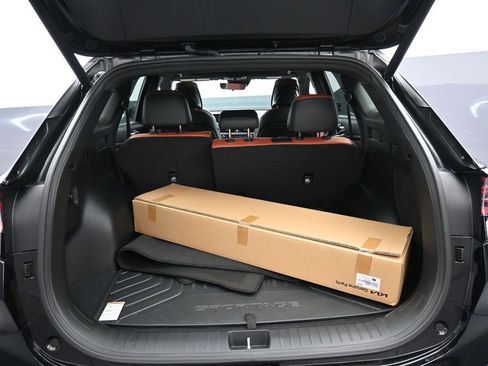 Certified 2025 Kia Sportage SX image 22