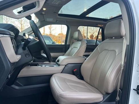 Used 2024 Ford Expedition Max Limited image 14