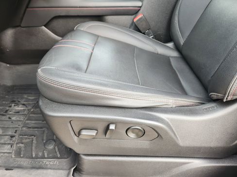 Used 2023 Chevrolet Suburban RST image 28