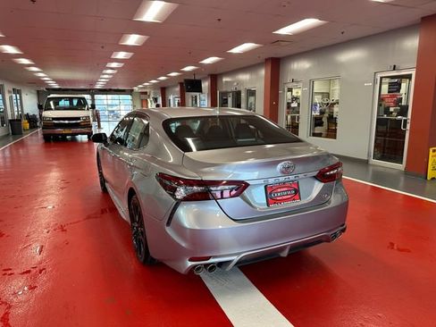 Used 2024 Toyota Camry XSE image 5