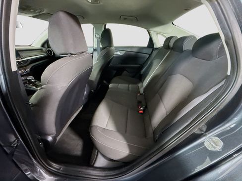 Used 2020 Kia Forte LXS FWD image 24