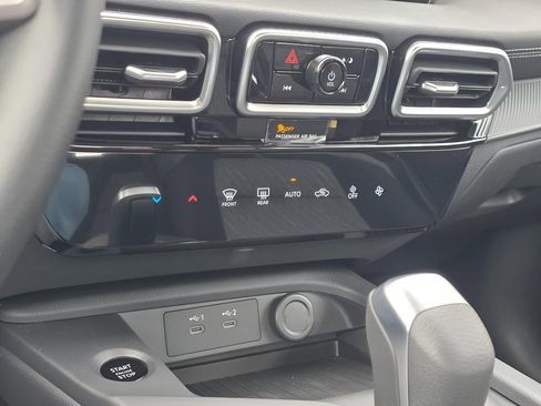 New 2026 Nissan Sentra SV image 21