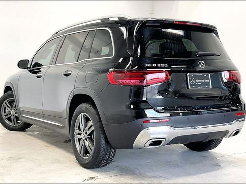 New 2026 Mercedes-Benz GLB 250 image 12