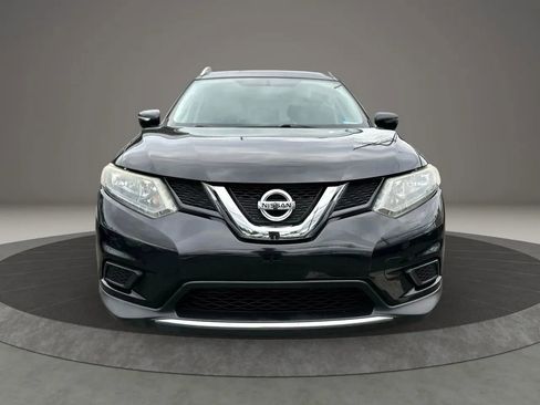 Used 2016 Nissan Rogue SV image 1