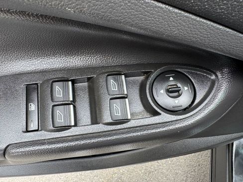 Used 2017 Ford Escape Titanium AWD/4WD image 14