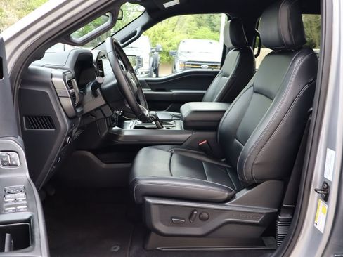 Used 2025 Ford F150 Lariat AWD/4WD image 22