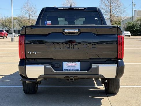 Used 2023 Toyota Tundra Limited w/ Power Package image 5