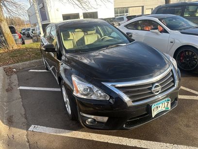 Used 2015 Nissan Altima 2.5 SL w/ Technology Package