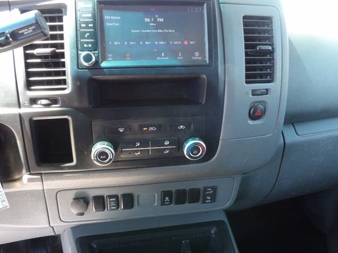 Used 2020 Nissan NV 2500 SV RWD image 13