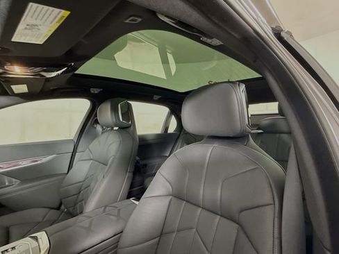 New 2026 BMW 760i xDrive image 23