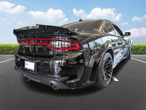Used 2023 Dodge Charger Scat Pack RWD image 5