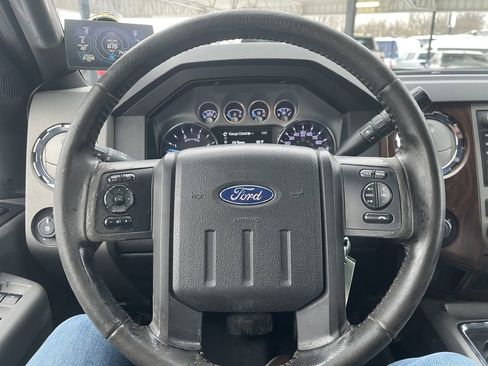 Used 2011 Ford F250 Lariat w/ Lariat Interior Pkg image 21