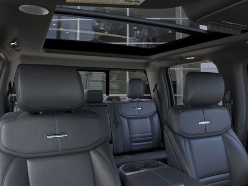 New 2025 Ford F350 Platinum image 22