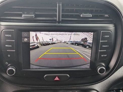 Used 2025 Kia Soul LX w/ LX Technology Package image 20