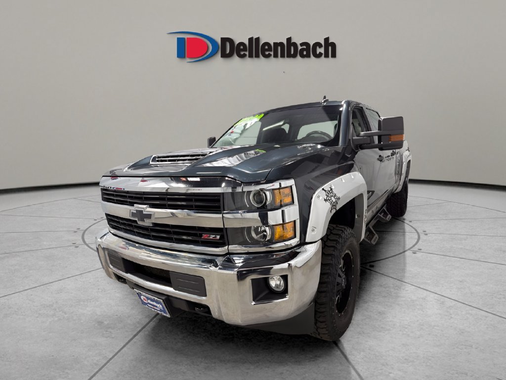Used 2017 Chevrolet Silverado 2500 LT w/ LT Convenience Package AWD/4WD image 8