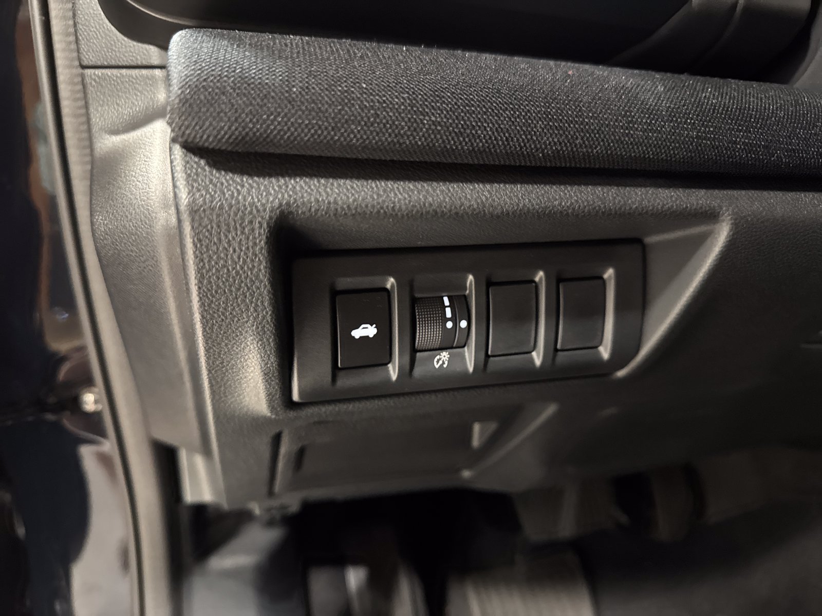 Used 2025 Subaru Legacy Premium AWD/4WD image 14