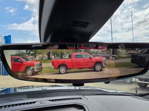 Used 2021 Chevrolet Silverado 1500 LTZ w/ Technology Package image 22