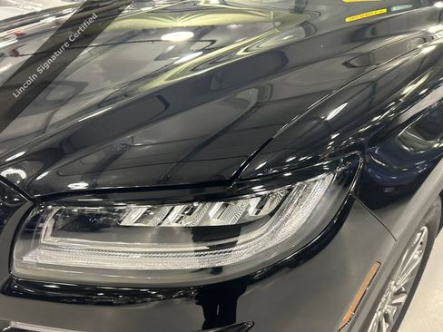 Used 2023 Lincoln Nautilus Reserve image 7